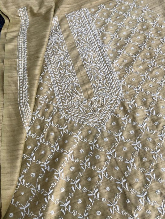 Hand embroidered Lucknow chicken kari kurta